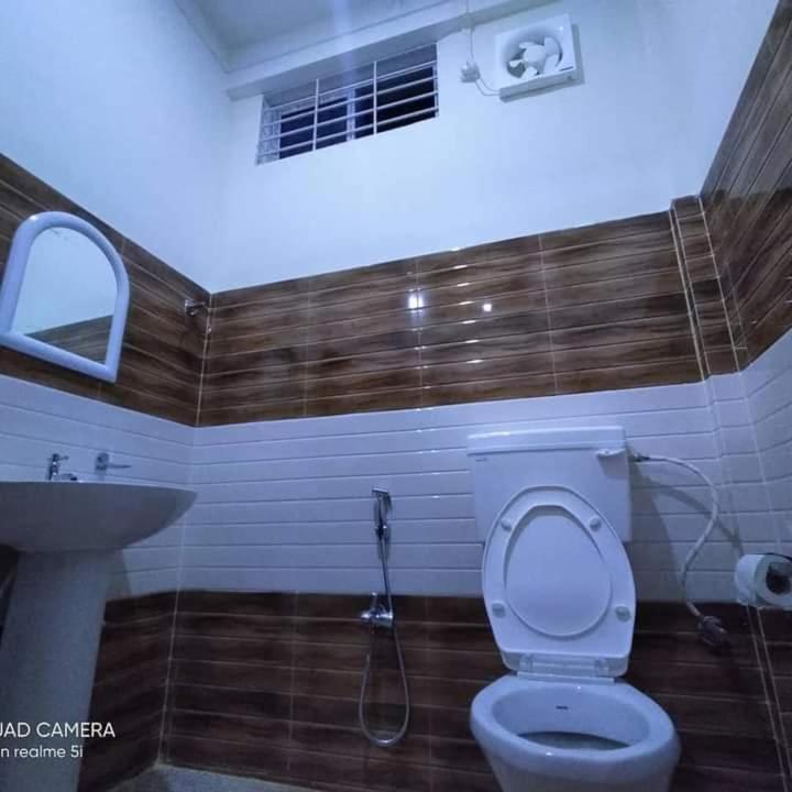 Monirams Inn. Kāziranga Extérieur photo